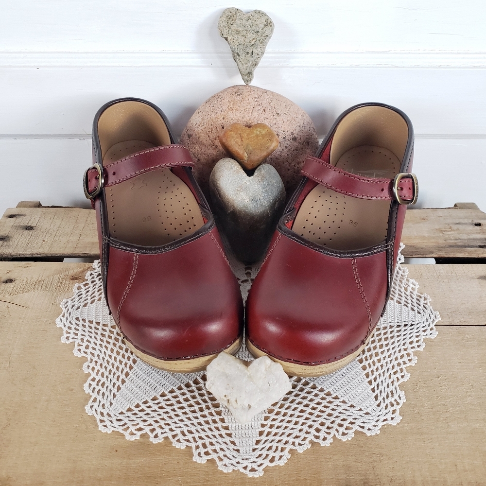 Strawberry Red Dansko Pro Clog Marcelle MaryJane Strap Buckle Boho Cottage Gypsy - Picture 2 of 9